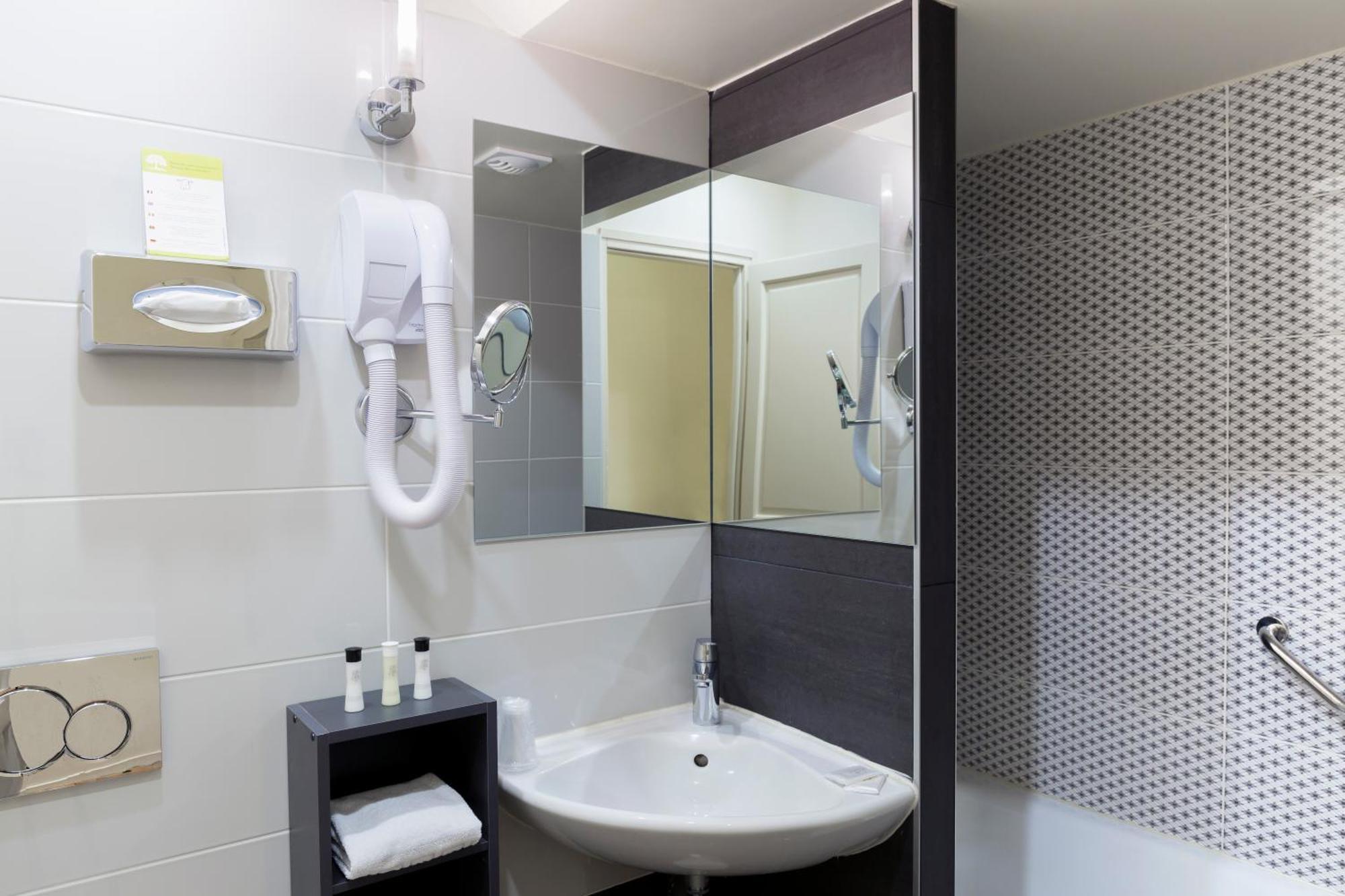 Chambre Double ou Lits Jumeaux