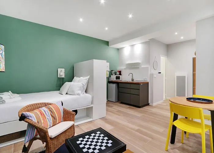 Pick A Flat's Apartment near Eiffel Tower - Allée Marguerite Yourcenar Paris